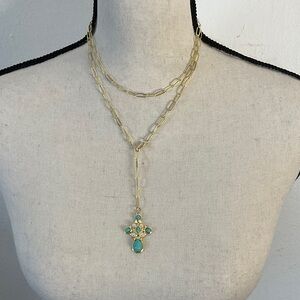 Elegant Gold and Turquoise Pendant Necklace